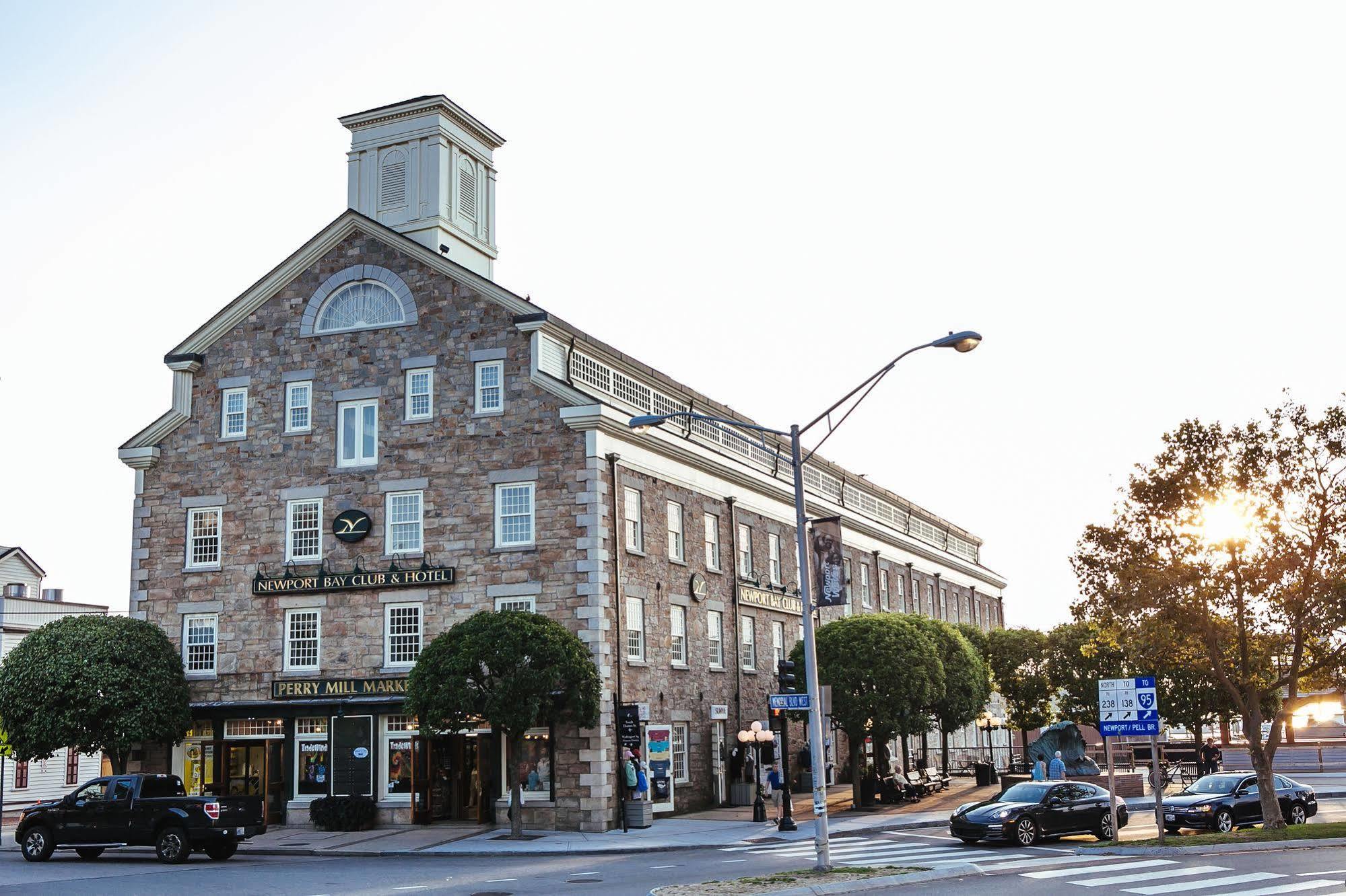 Newport Bay Club And Hotel Exterior foto